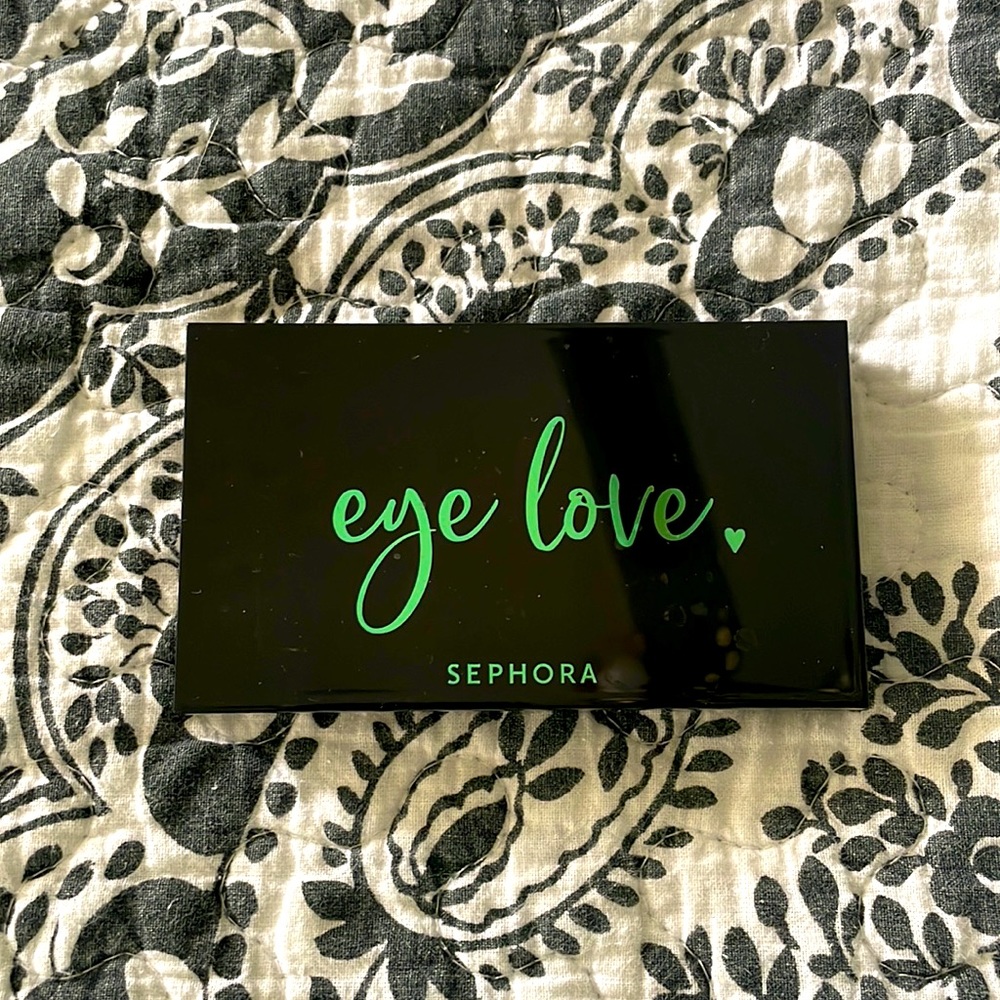 Sephora eye shadow palette